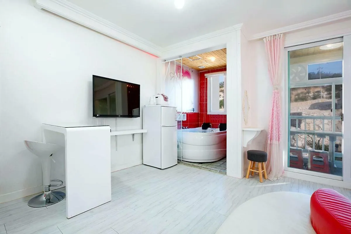 Gyeongju Montmartre Pension South Korea