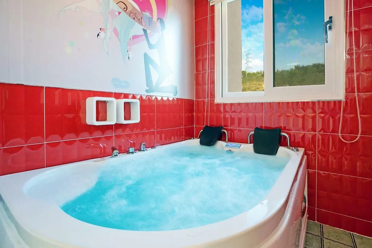 Holiday home Gyeongju Montmartre Pension