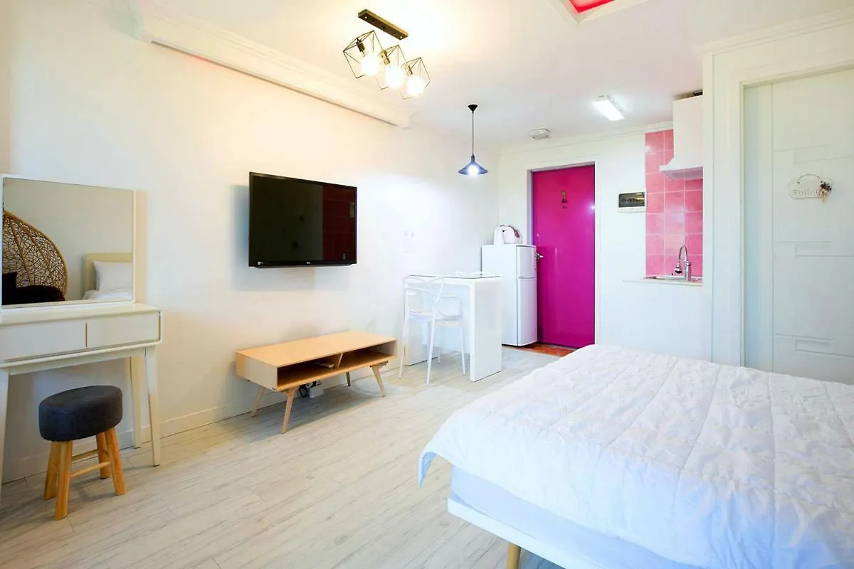 Holiday home Gyeongju Montmartre Pension South Korea