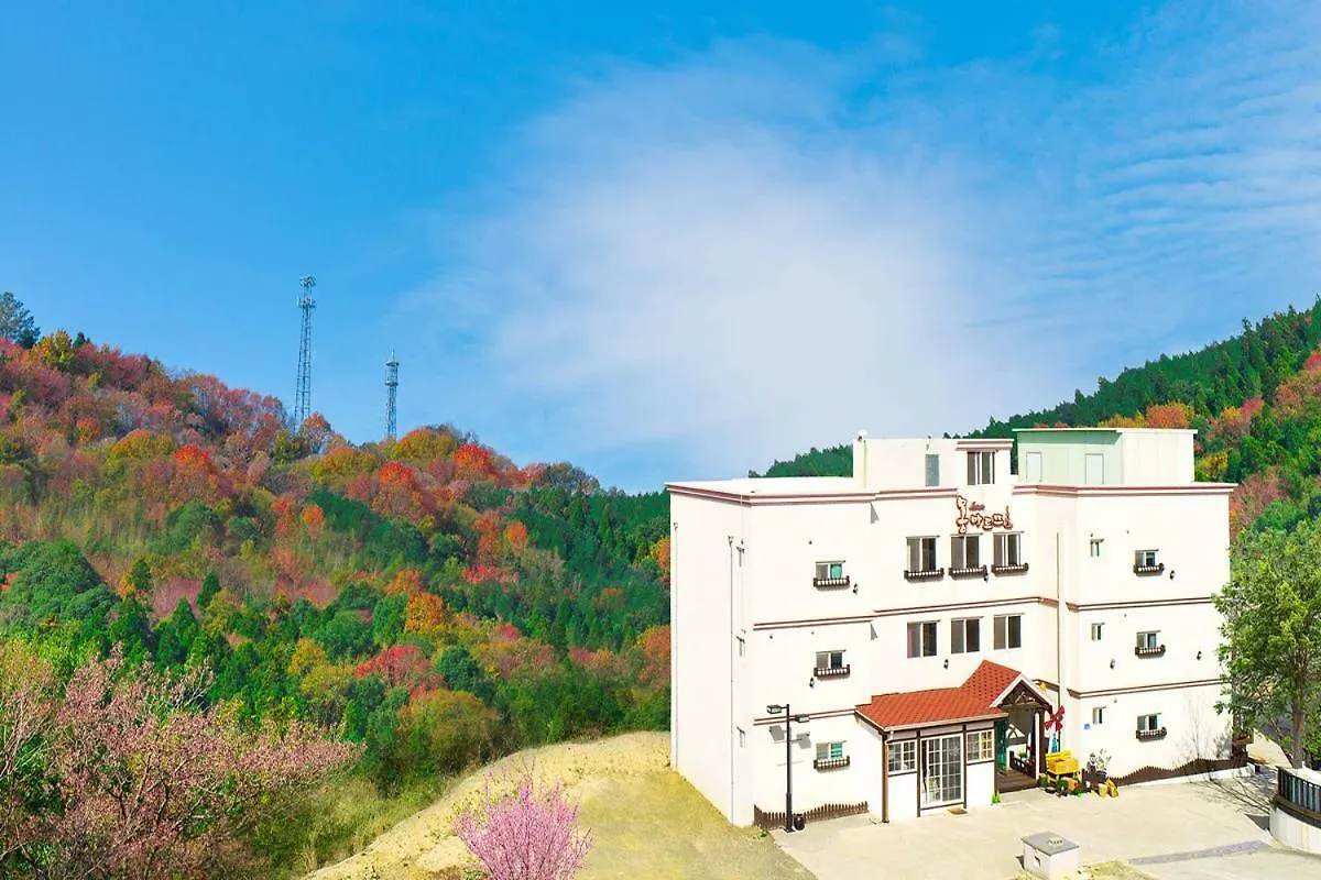 Gyeongju Montmartre Pension South Korea