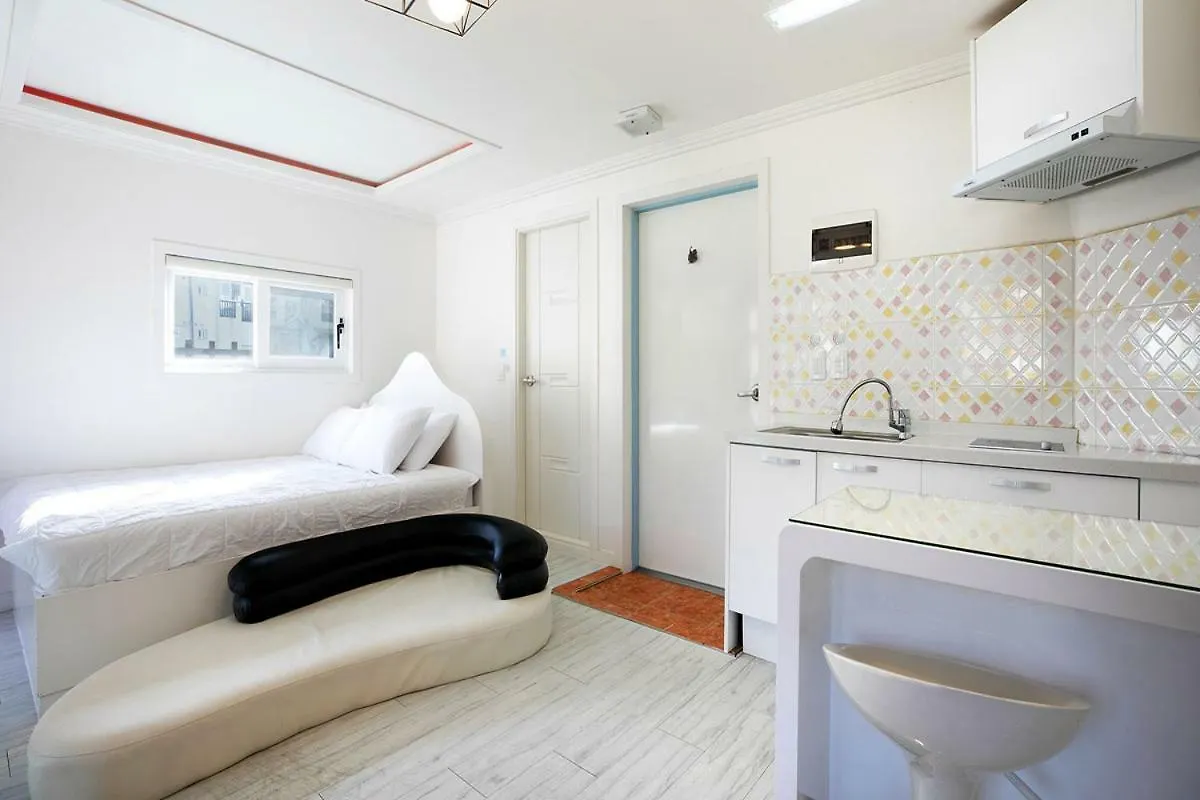 Holiday home Gyeongju Montmartre Pension